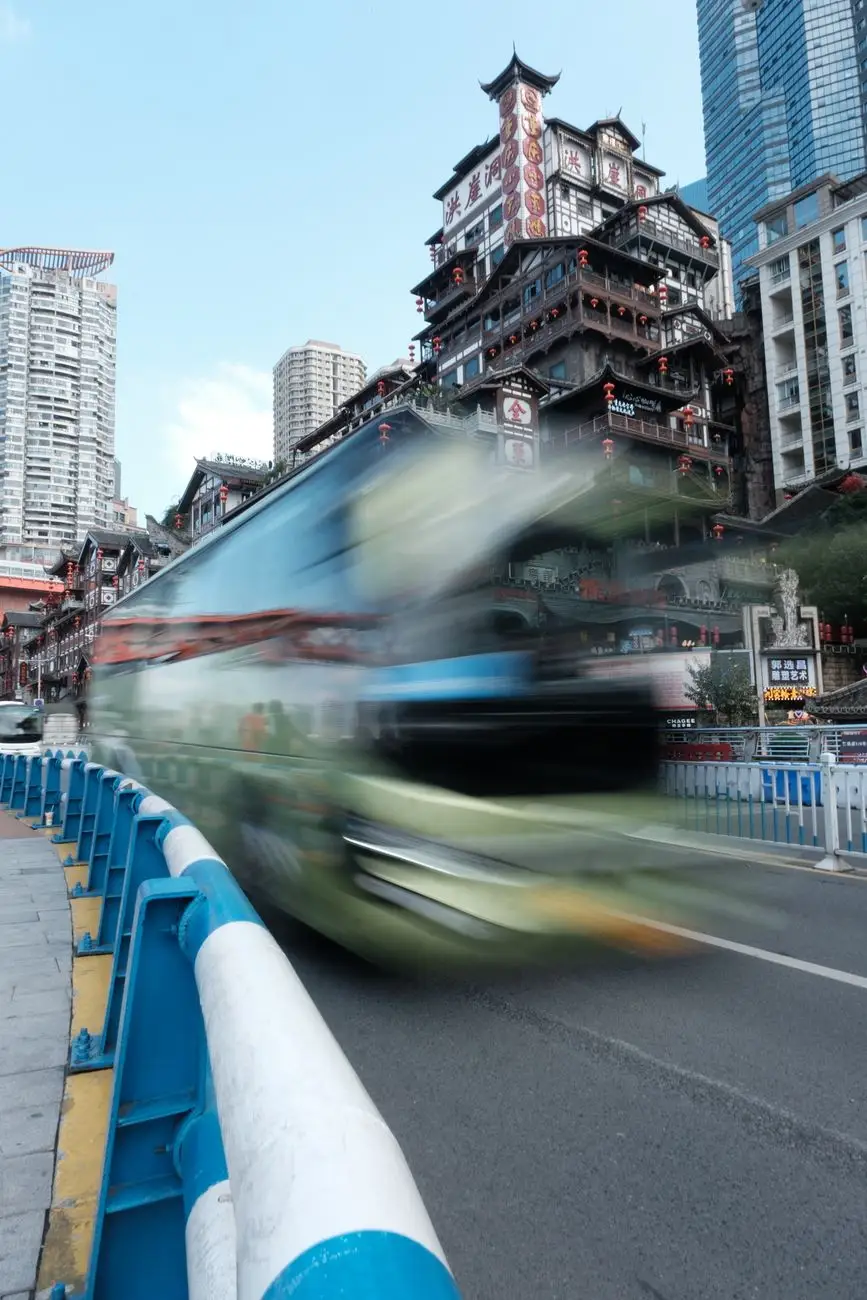 VI设计如何塑造品牌识别：重庆企业视觉升级的关键路径解析