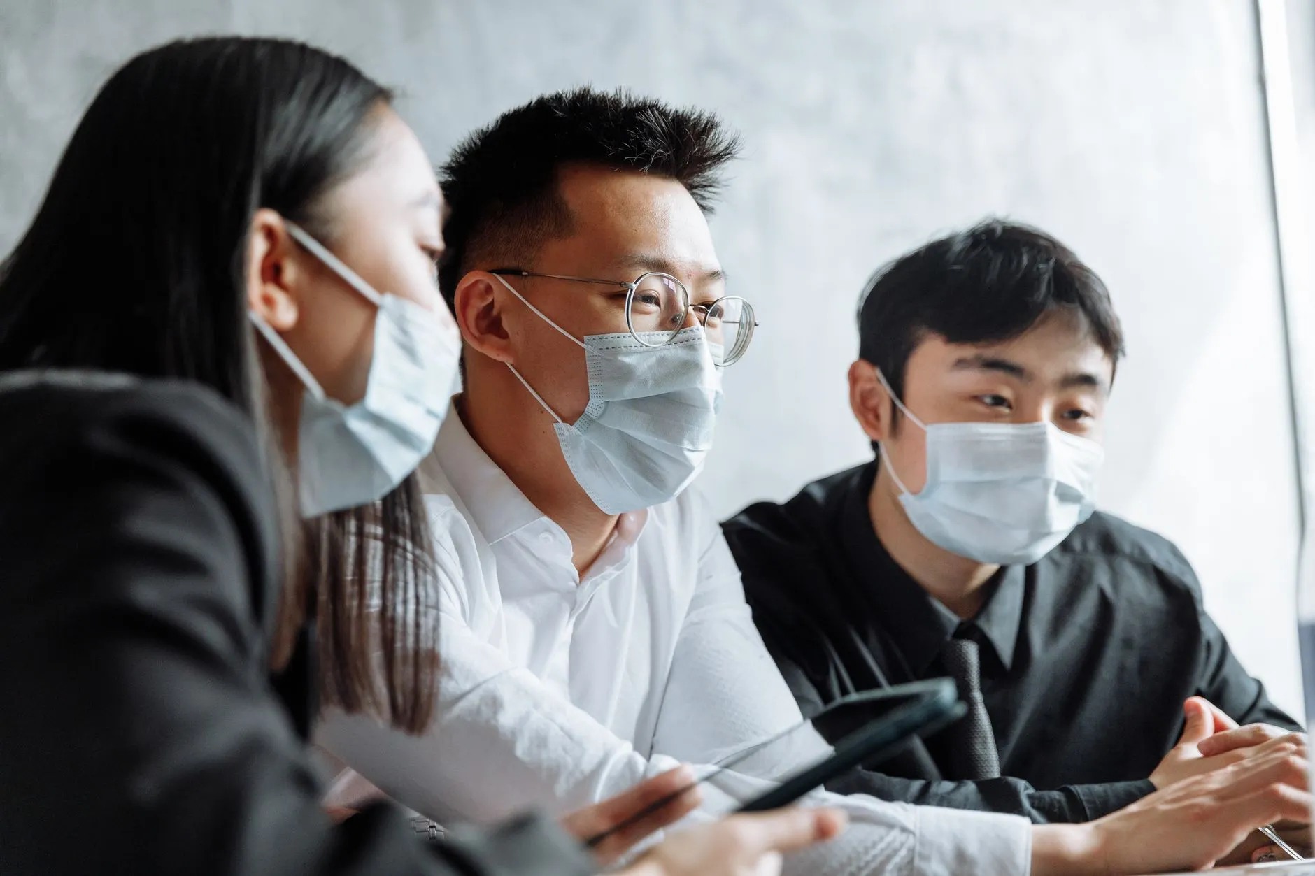包装设计与市场转化：重庆风效应广告的实战案例分享
