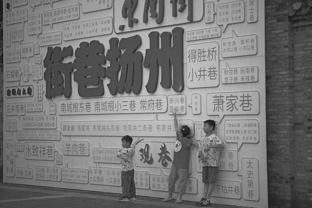 重庆企业VI设计全流程解析：从品牌诊断到视觉落地的服务实践