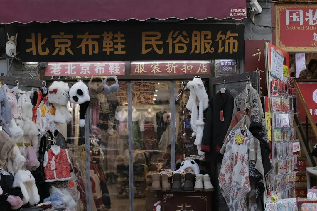 广告设计与品牌策划如何协同？重庆广告公司的整合服务模式探讨